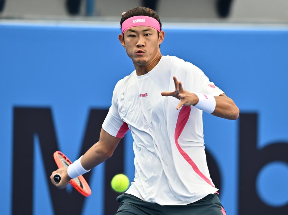 半场战报：沃尔夫斯堡2-0柏林联合，阿穆拉1射1传，维默尔破门